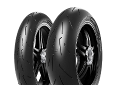 Nærbillede af slidbanen Pirelli Diablo Rosso IV Corsa 200/60ZR17 (80 W) Rear TL