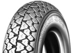 Nærbillede af slidbanen Michelin S 83 3.00-10 42 J Front/Rear TL/TT