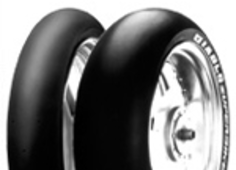 Nærbillede af slidbanen Pirelli Diablo Superbike 200/60 R17 Rear TL NHS SC1 Medium