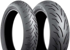 Nærbillede af slidbanen Bridgestone SC1 110/70-13 48 P Front TL